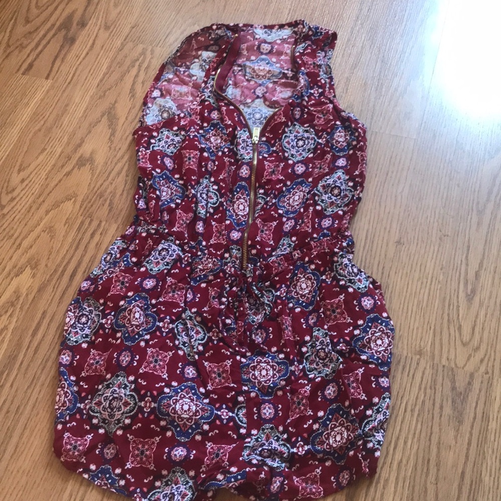 Romper with pockets